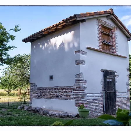Casa de Férias Le Mazage Des Tregans